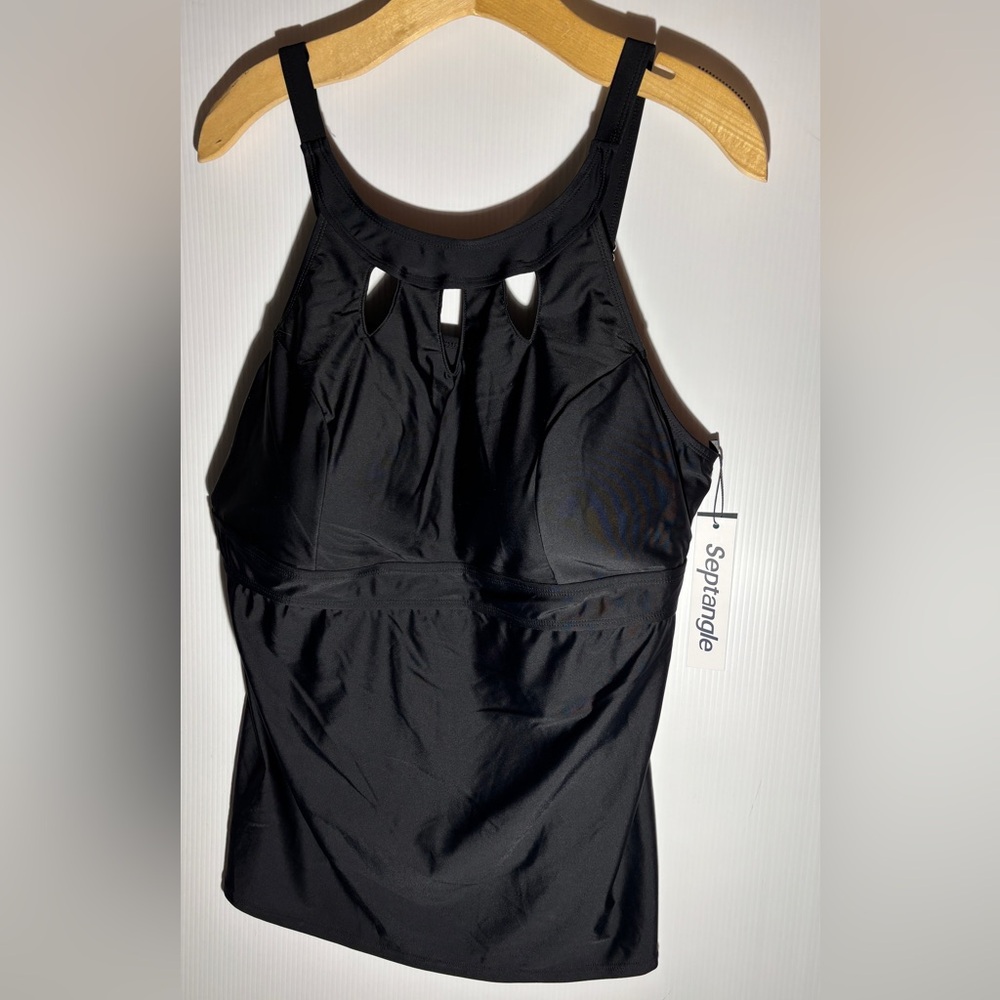 Sepjangle Black Tank Top